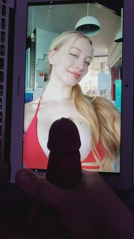 Sophia Diamond's Huge tits get a Huge load!🤤🥵💦💦 DM for the pics!