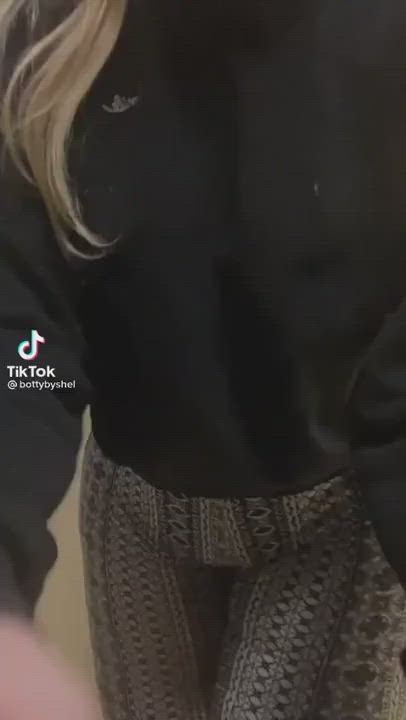 Ass Big Ass Blonde Dancing Girls Leggings Long Hair Pawg Teen Thick TikTok White