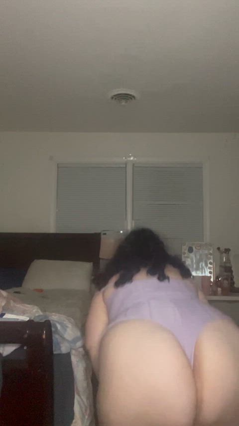 Seller🙈Cum play with me, Dropbox of 150+ pics and vid’s available now for only