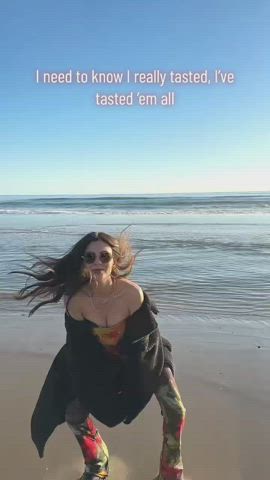 [Kik] SlutForCelebs12 - Ruining my orgasm and eating my cum for celebs as they watch