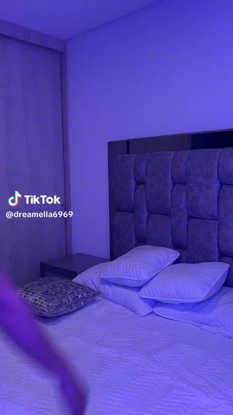 ass big tits onlyfans tik-tok twerking gif
