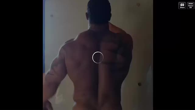 Muscle Shower - Sexy