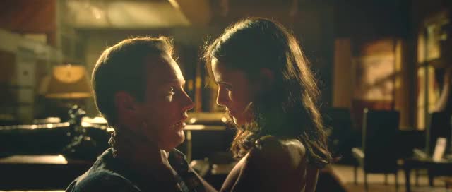 Jordana Brewster backstory in Home Sweet Hell