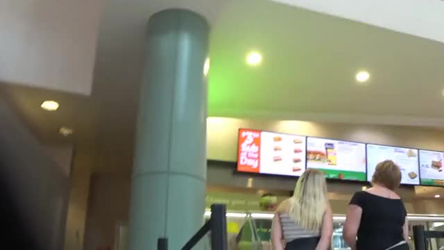 Upskirt 12-26(11) Full HD[1]