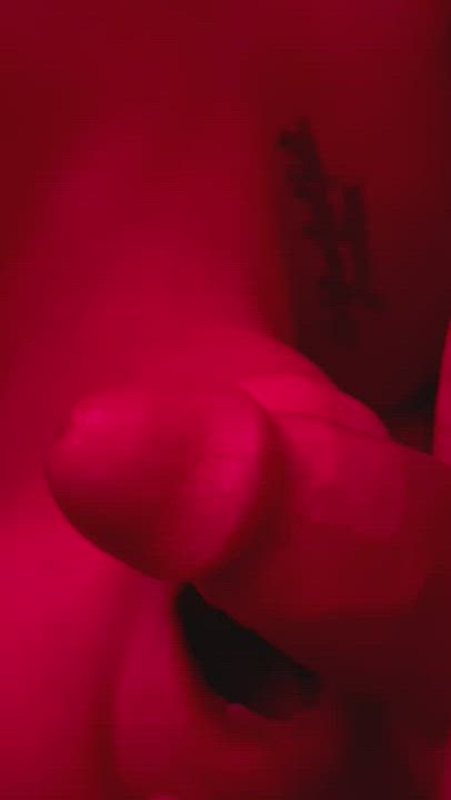 Cumming with dick in hand 🙃